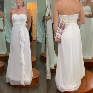 Sweetheart strapless chiffon Mary’s Bridal gown wedding floor length dress